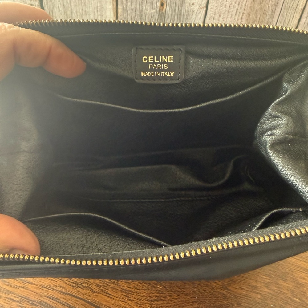 Celine Black Leather pouch with Embossed Logo - Picture 6 of 9